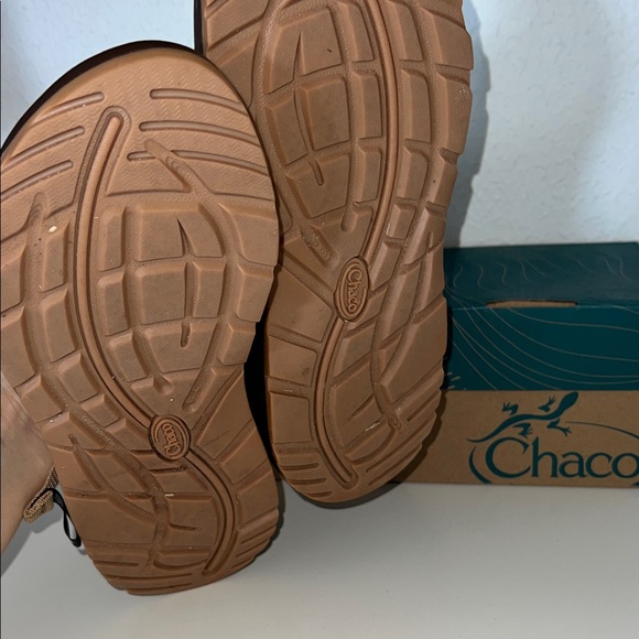 Chaco Women's Brown Strappy Sandals LIKE NEW! - Picture 4 of 6